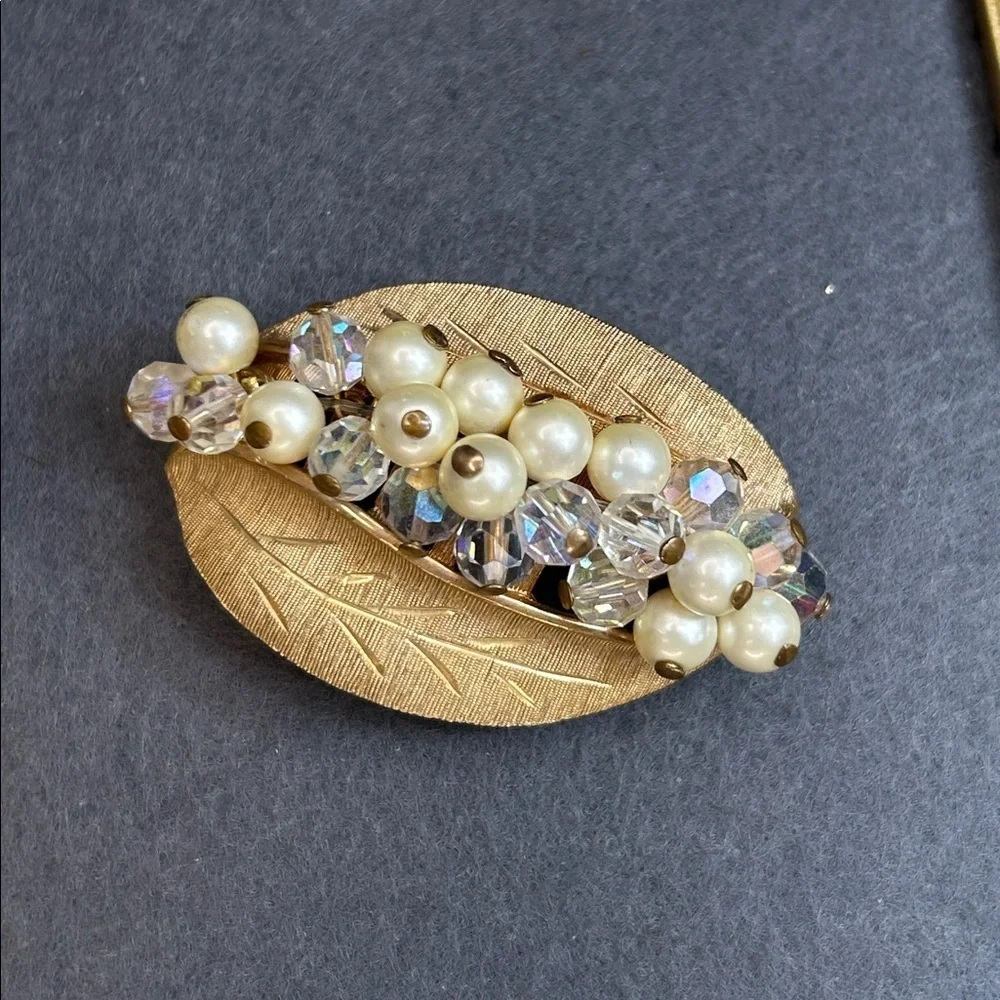Elegant Gold and Pearl Crystal AB Women's Brooch